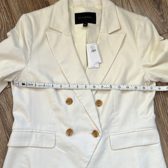 Banana Republic Ivory Linen Double Breasted Blazer - Picture 11 of 16